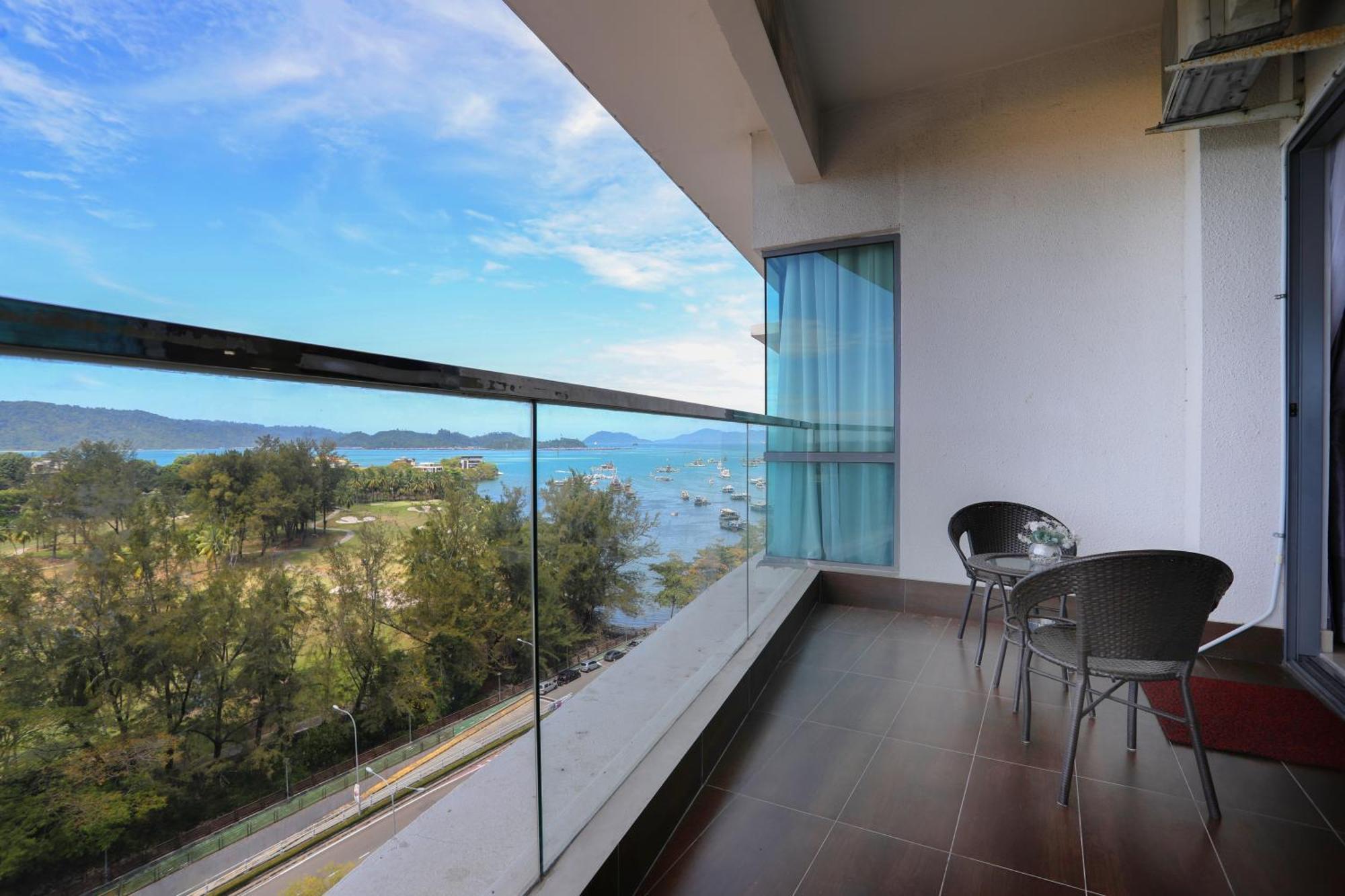 The Loft Residence At Imago Kk Times Square Kota Kinabalu Exterior photo